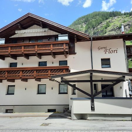 Garni Flori Villa Längenfeld Dış mekan fotoğraf