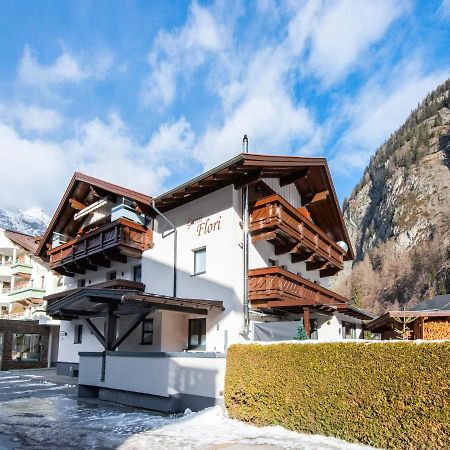 Garni Flori Villa Längenfeld Dış mekan fotoğraf