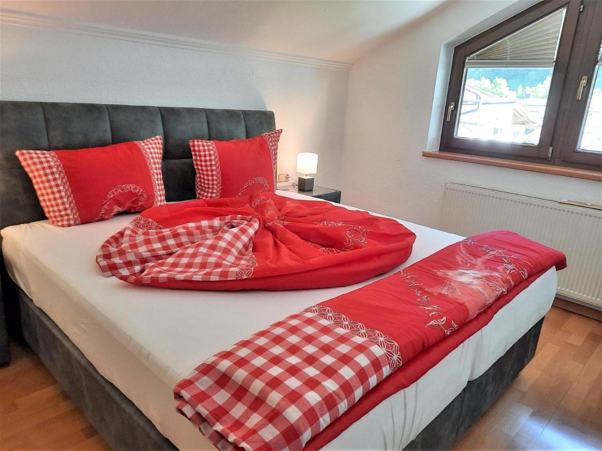 Garni Flori Villa Längenfeld Dış mekan fotoğraf